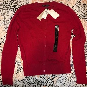 BRAND NEW BANANA REPUBLIC SWEATER